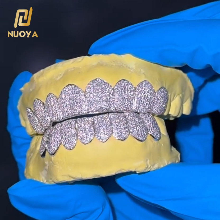 Body Jewelry High End - Personalized Moissanite S925 Silver Teeth Grillz