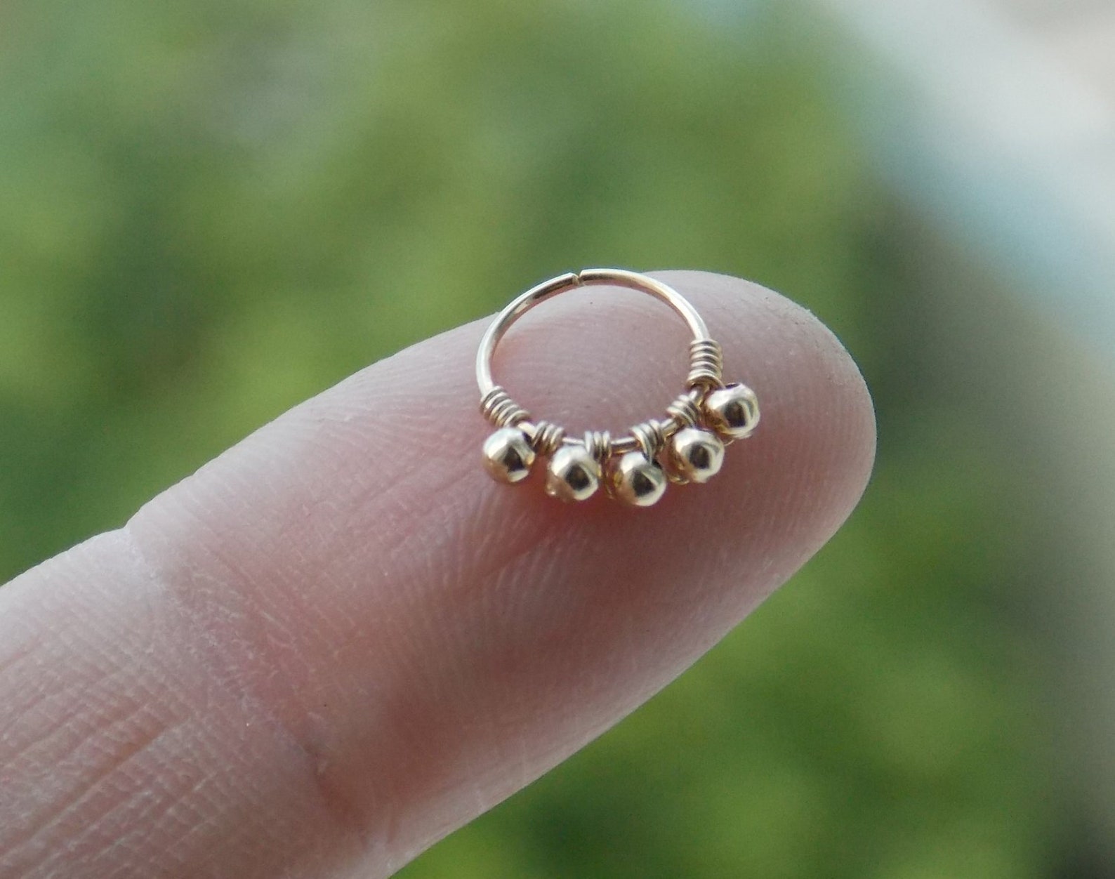 14K Gold Filled Beaded Nose Ri - Body Jewelry Hangers 评论和价格