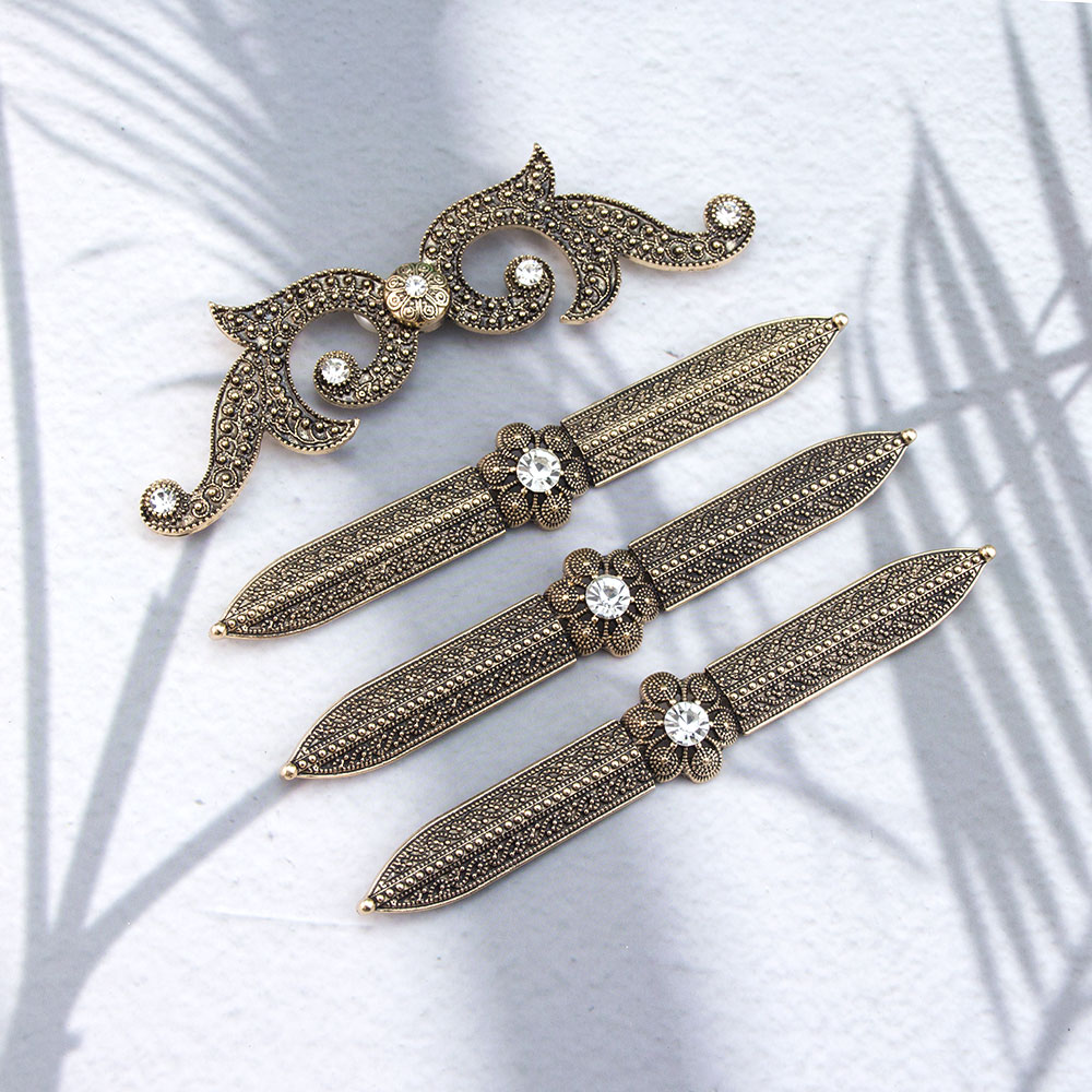 Vintage Caucasus Women Breastp - Body Jewelry Harness 评论和价格