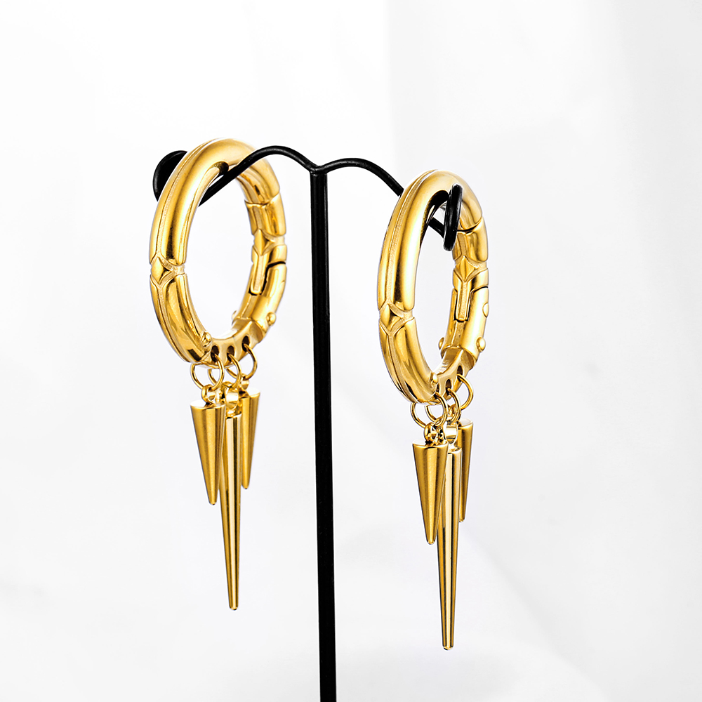 Giga 1/2Pcs 5.5MM Punk Ear Wei - Body Jewelry Hangers 评论和价格